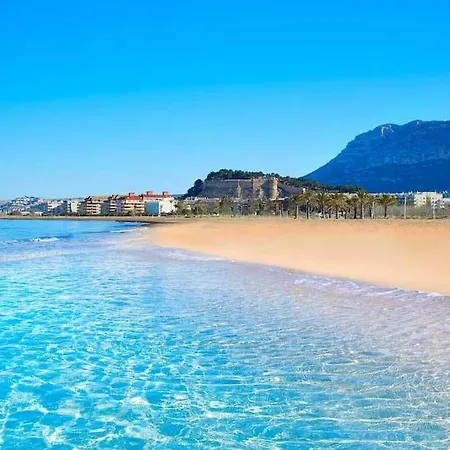 El Palmeral I By Aguilarent *